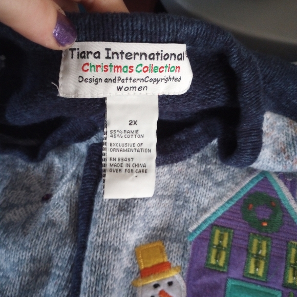 Sweater - Picture 2 of 2